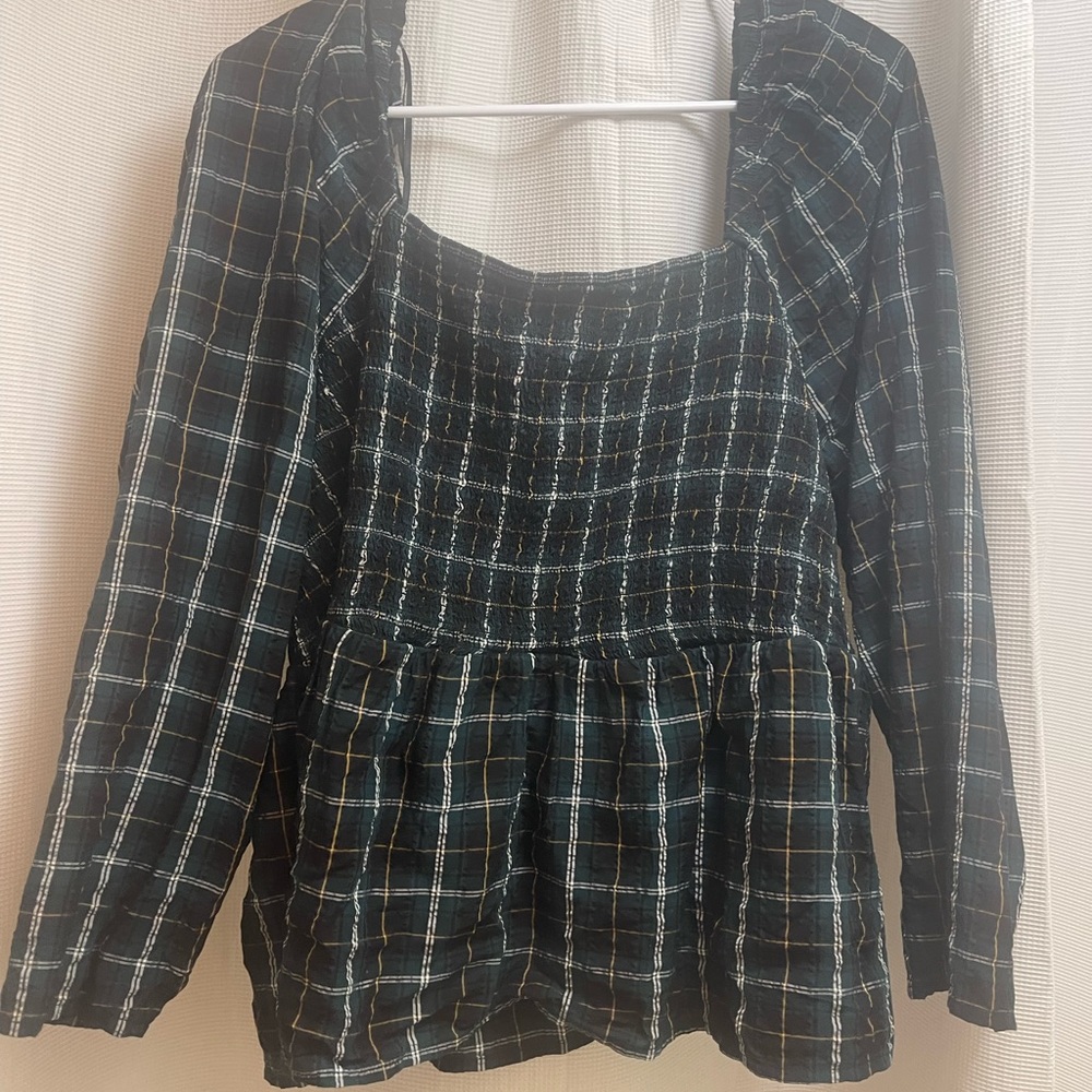 Old navy peplum plaid top